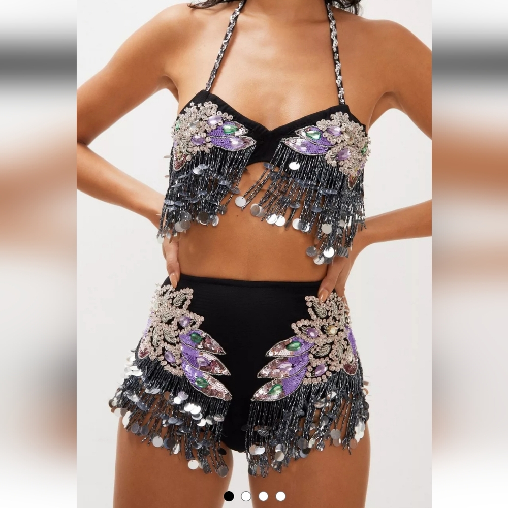 NWT Nasty Gal Embellished Leaf Tassel Booty shorts & bralette set. Size M